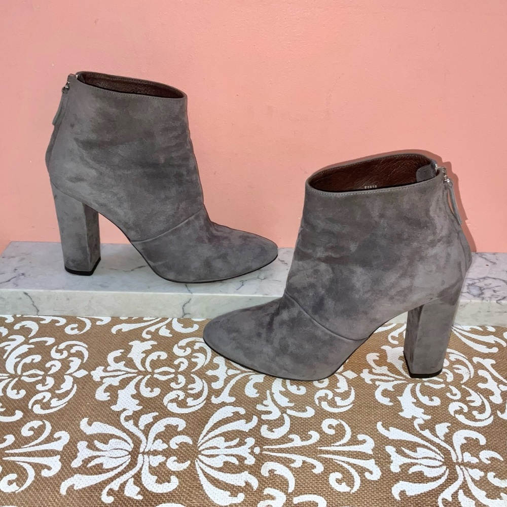 J. Crew Adele E0810 Soft Suede Leather 4” Heel Boots Leather Lining Sz 8 VGC